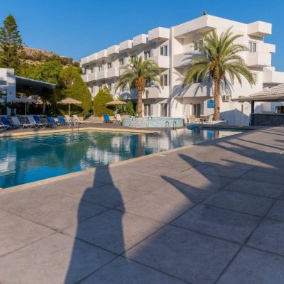 PEFKOS BREEZE FAMILY RESORT AND SPA 4★