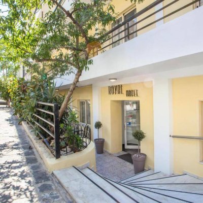 ROYAL APARTHOTEL CITY CENTER 2★