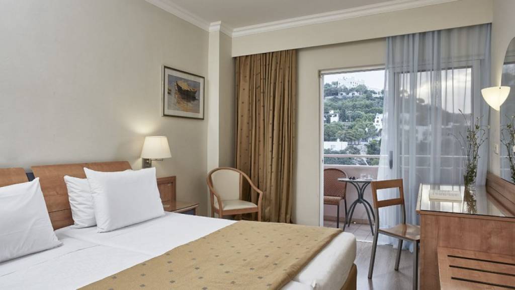 ESPERIDES BEACH FAMILY RESORT 4★