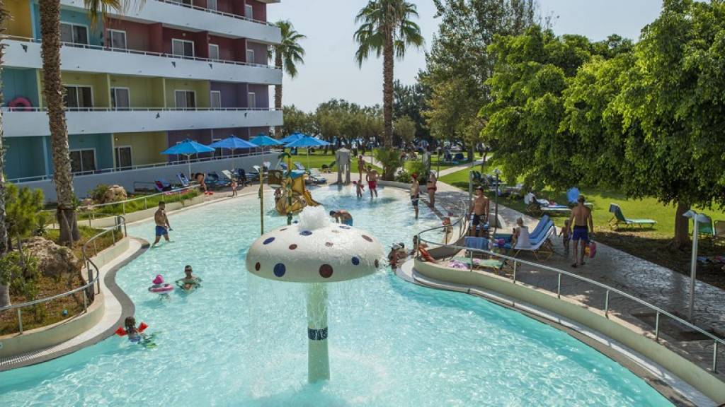 ESPERIDES BEACH FAMILY RESORT 4★