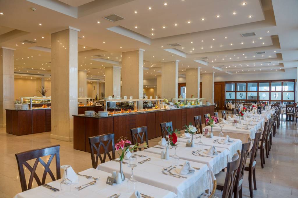 KRESTEN PALACE HOTEL 4★