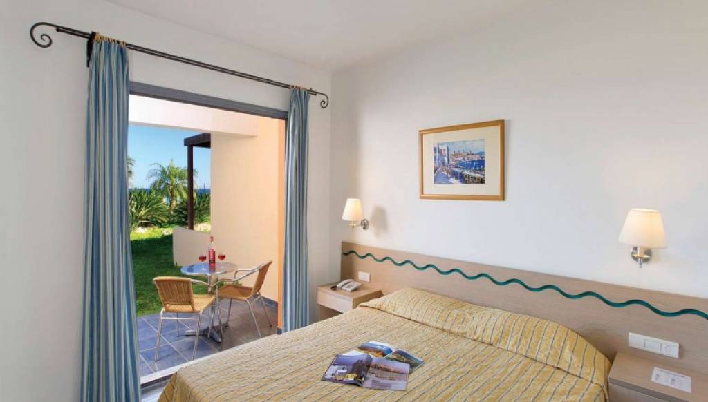 ATLANTICA MIKRI POLI RHODES 4 ★