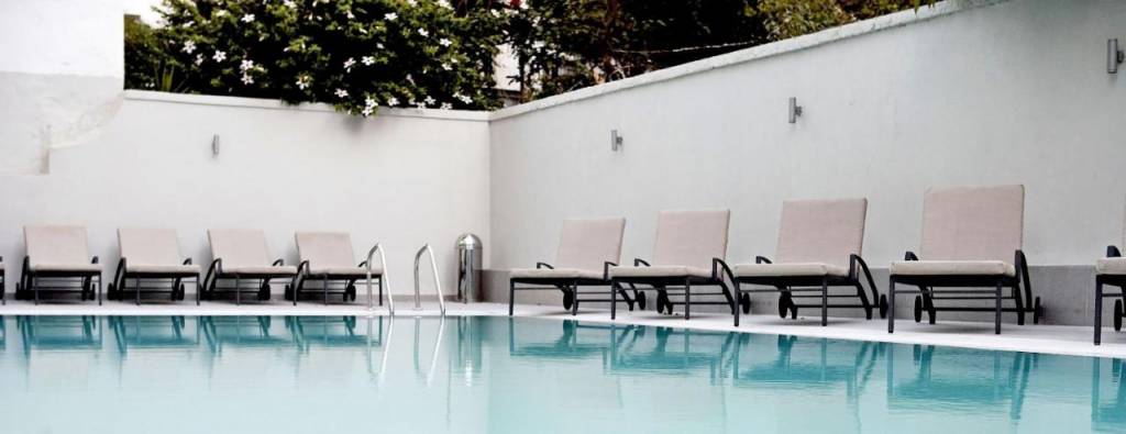 ANGELA HOTEL DOWNTOWN ROOMS 3★