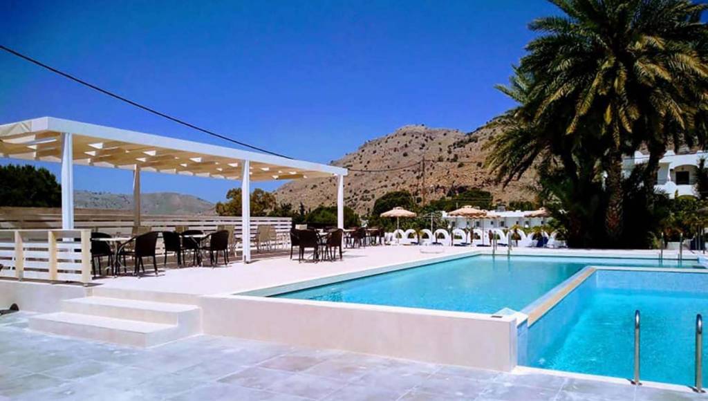 PEFKOS BREEZE (EX. THALIA) 3★