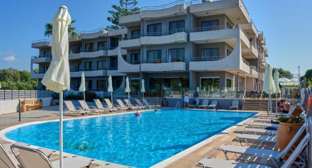 IVORY HOTEL 2★