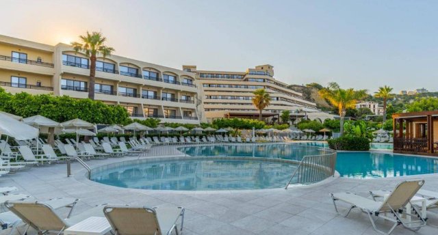 SOL BY MELIA COSMOPOLITAN RHODES 4★