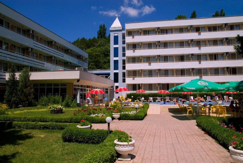 OASIS HOTEL ALBENA 2★