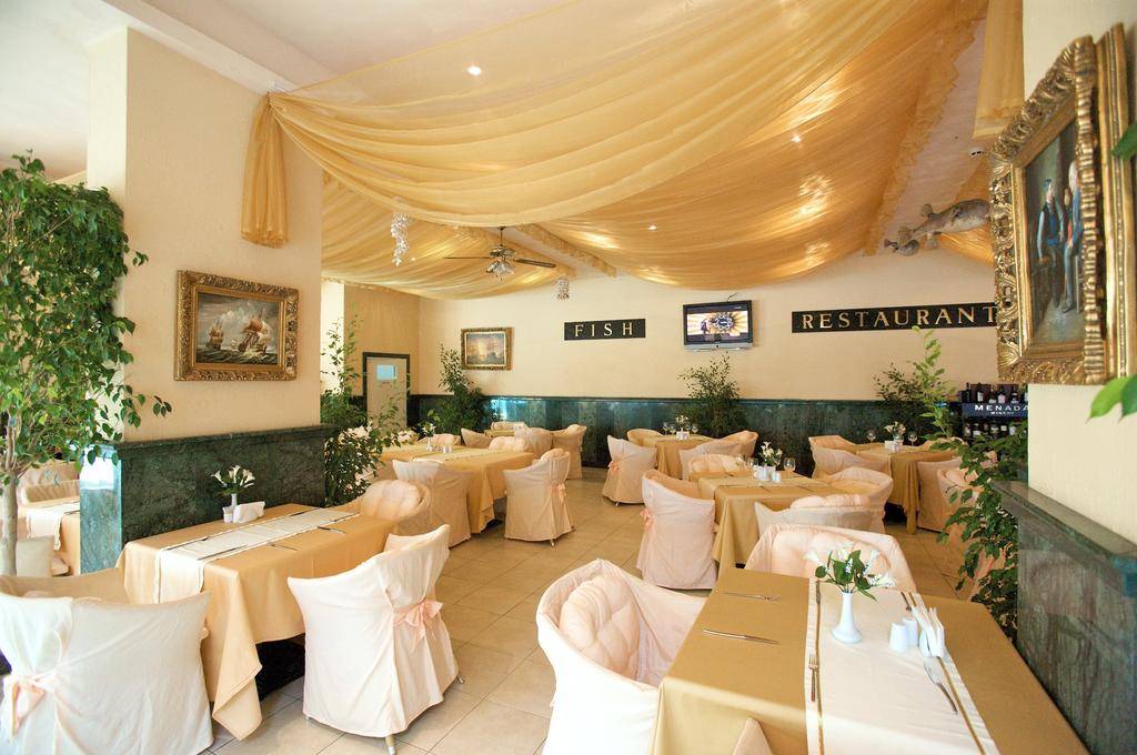 PLANETA HOTEL & AQUAPARK 5★