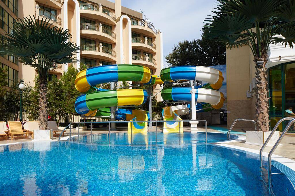 PLANETA HOTEL & AQUAPARK 5★