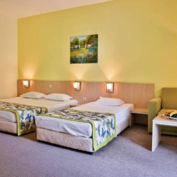 PARK HOTEL GOLDEN BEACH 4★