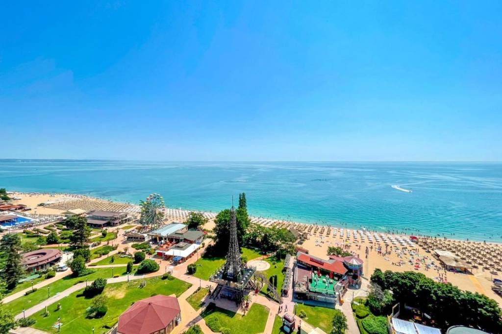 INTERNATIONAL HOTEL CASINO & TOWER SUITES 5 ★