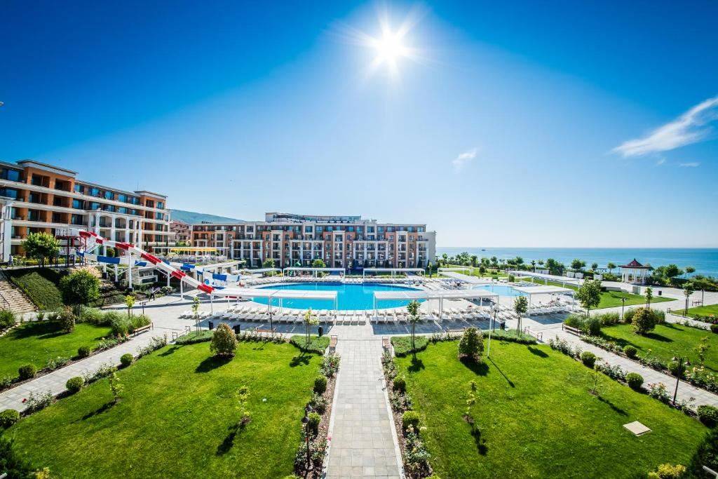 PREMIER FORT BEACH 4★