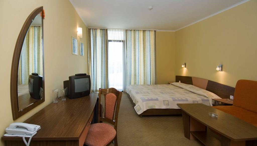 TRAKIA PLAZA HOTEL AND APARTMENTS 4★