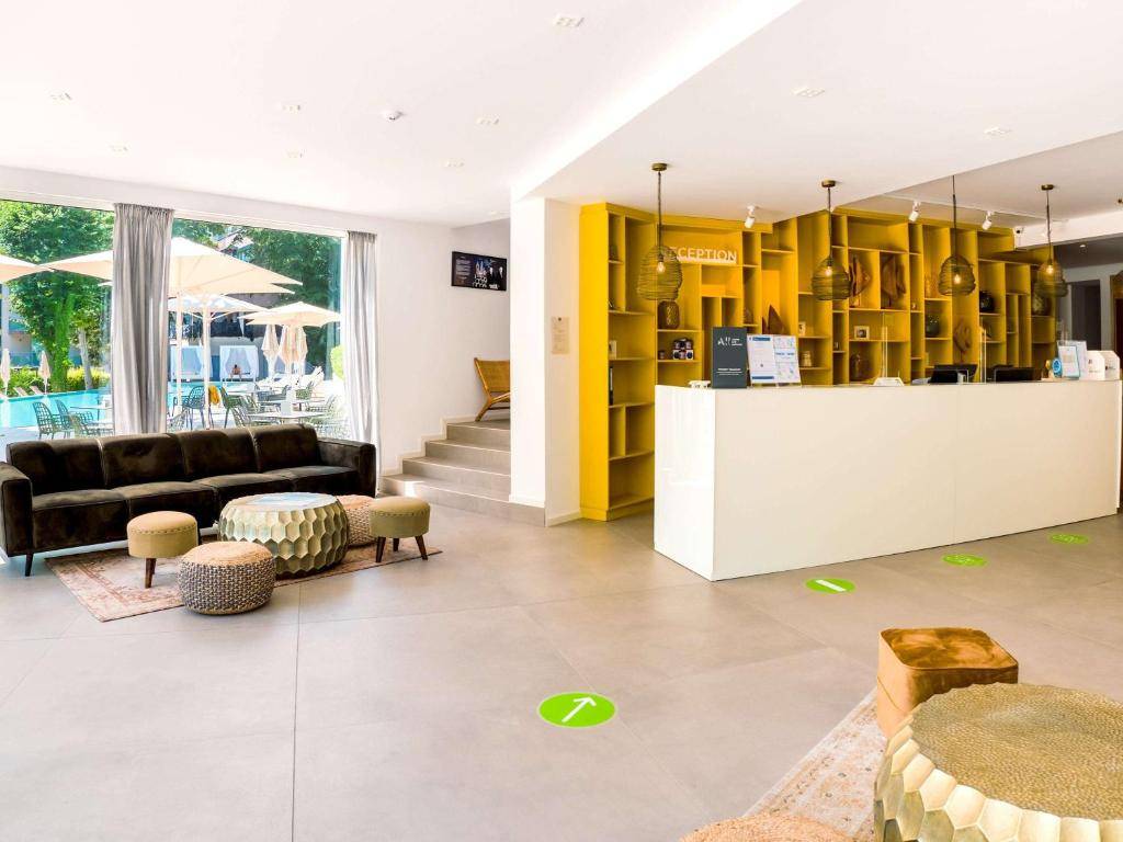 IBIS STYLES GOLDEN SANDS ROOMER HOTEL 4★