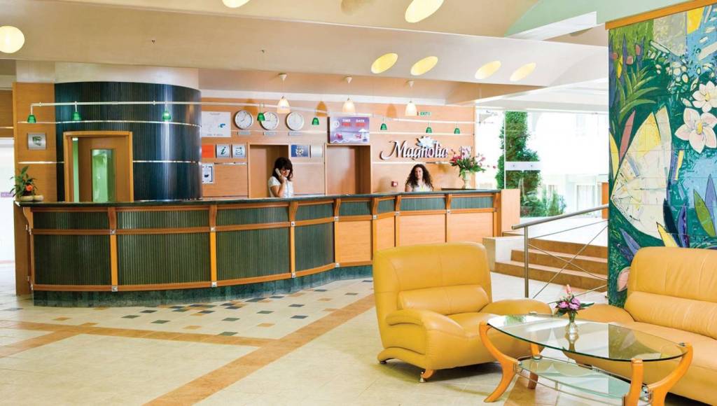 COMPLEX MAGNOLIA 3+★