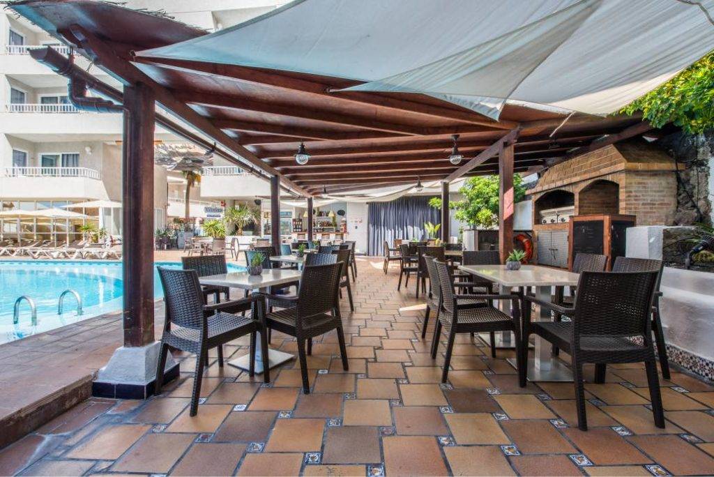 VIGILIA PARK APTS 2★