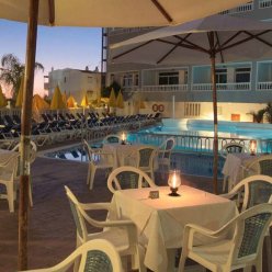 HOTEL LAGOS DE CESAR BY BLUE SEA 4★