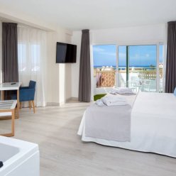 HOTEL PLAYAOLID 3★