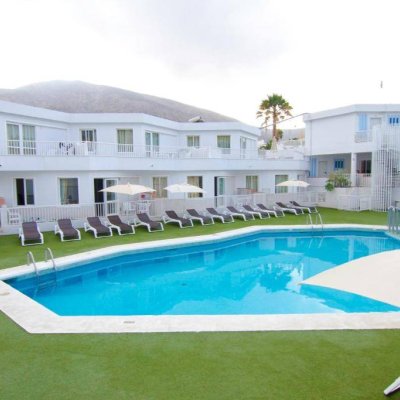 CHECKIN BUNGALOWS ATLANTIDA 3★