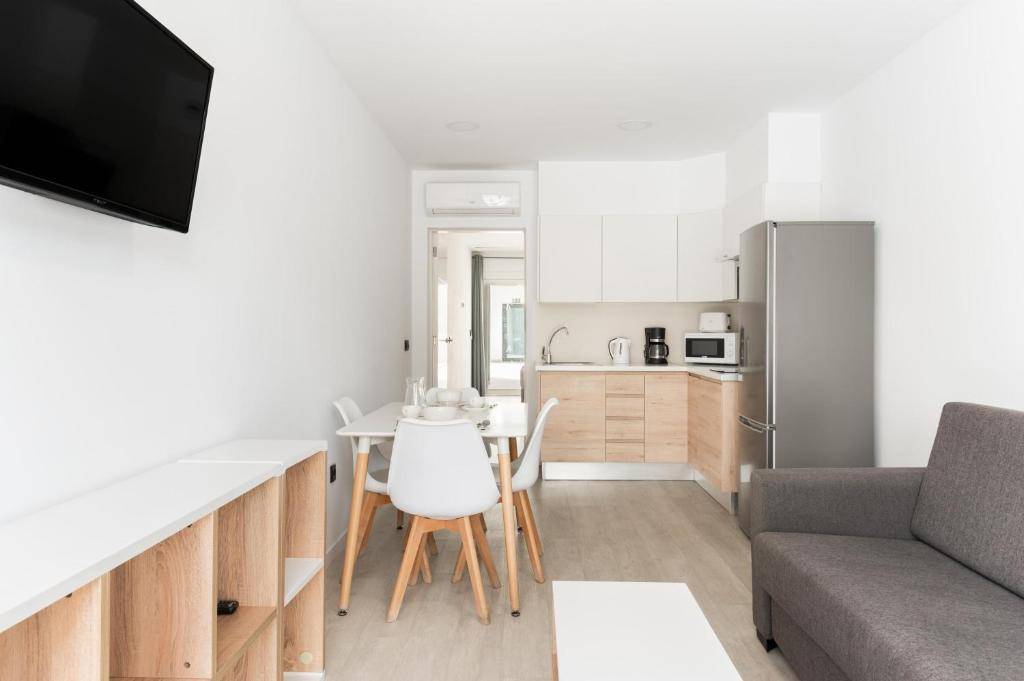 ALEGRIA BARRANCO 2★