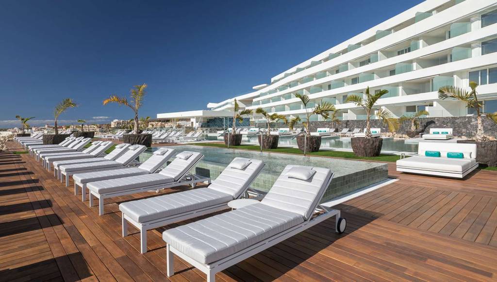 ROYAL HIDEAWAY CORALES SUITES (tikai pieaugušajiem, 16+) 5★