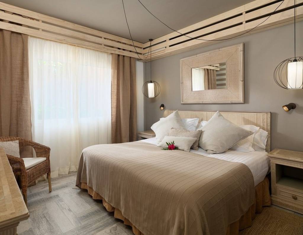 GREEN GARDEN RESORT & SUITES 4★