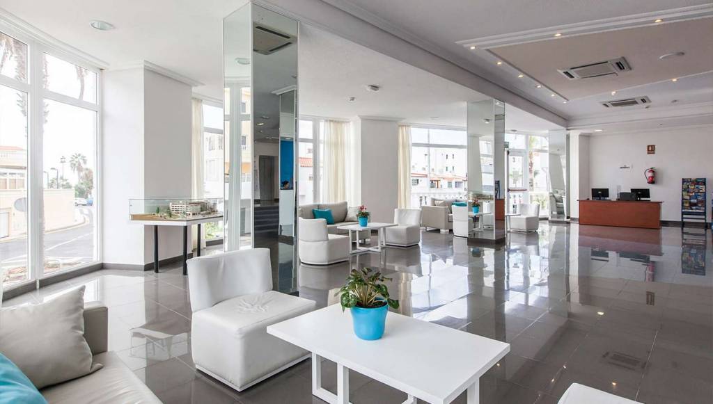 HOTEL LAGOS DE CESAR BY BLUE SEA 4★