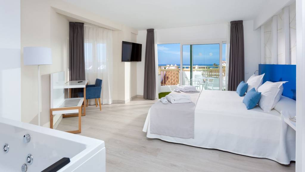 HOTEL PLAYAOLID 3★