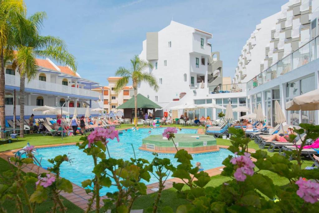 PLAYAOLID SUITES & APARTMENTS 3★
