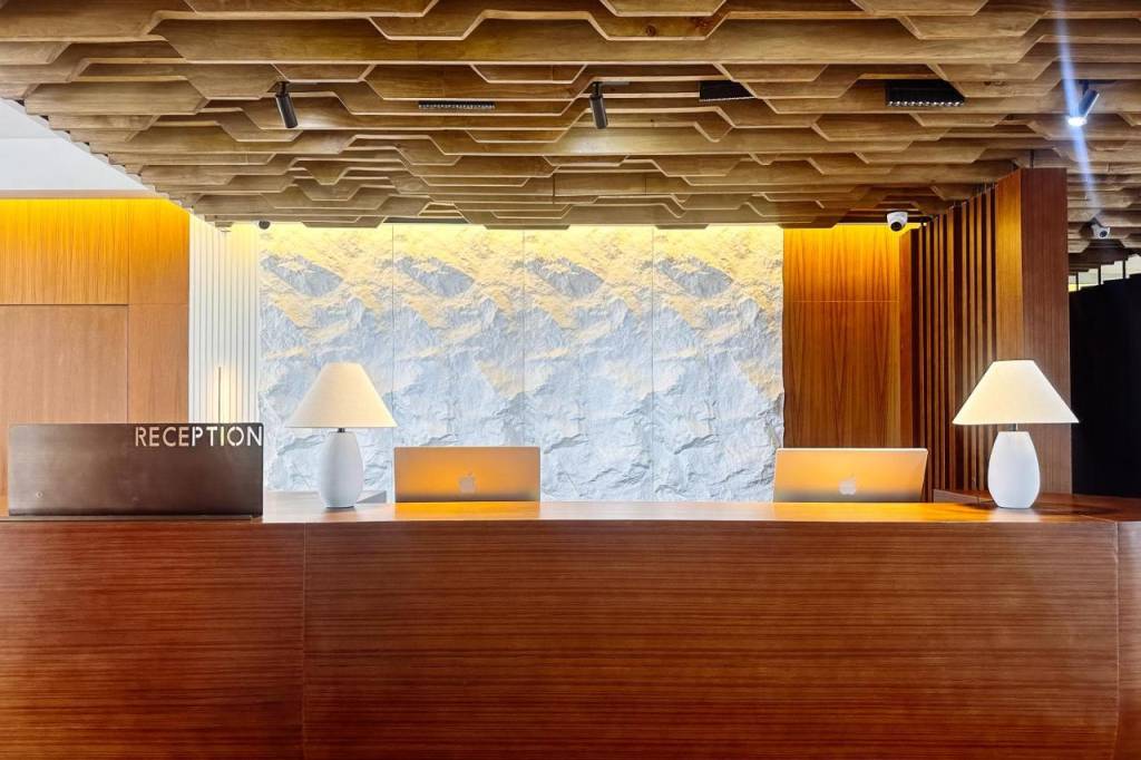 LA GREEN HOTEL & RESIDENCE 5★