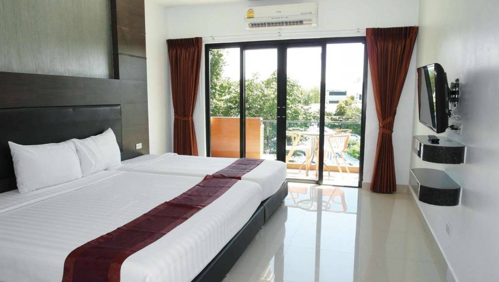 ELEVEN@JOMTIEN RESORT 3★