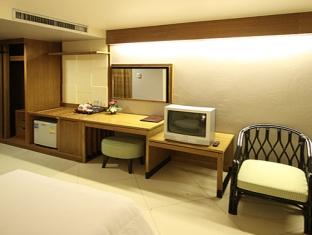 SEA BREEZE JOMTIEN RESORT 3★