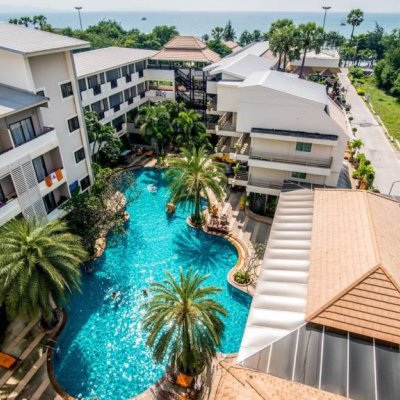SEA BREEZE JOMTIEN RESORT 3★