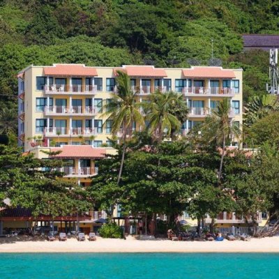 BY THE SEA RESORT 3★