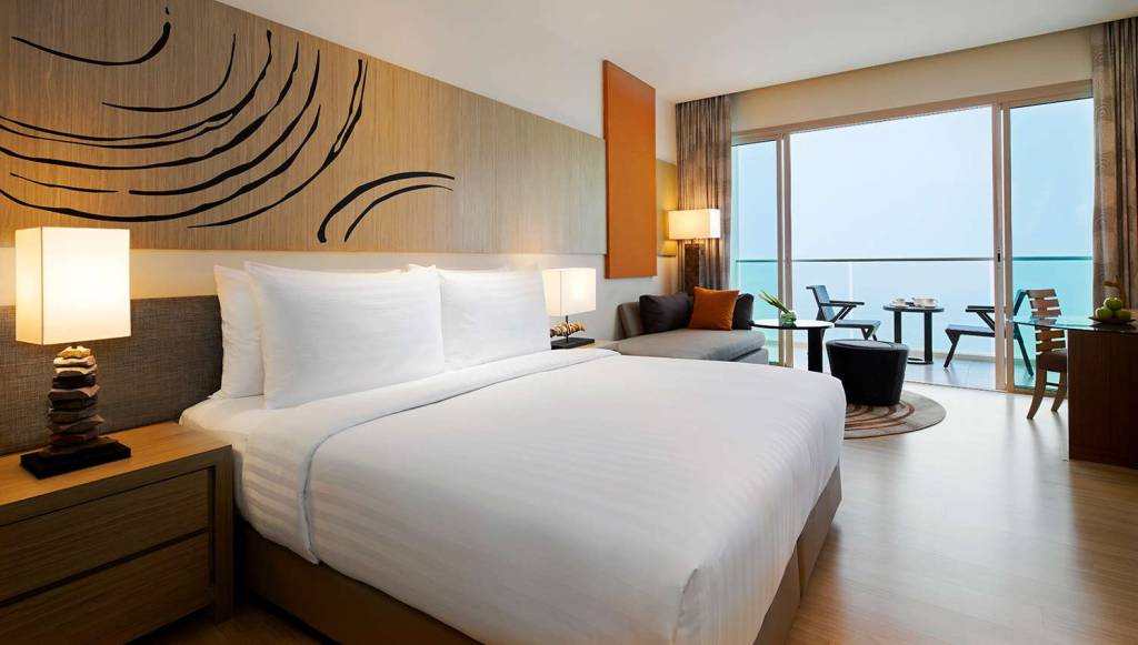 MOVENPICK SIAM HOTEL NA JOMTIEN PATTAYA 5★