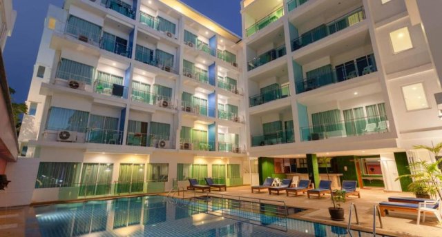 BAUMANCASA KARON BEACH RESORT 3★