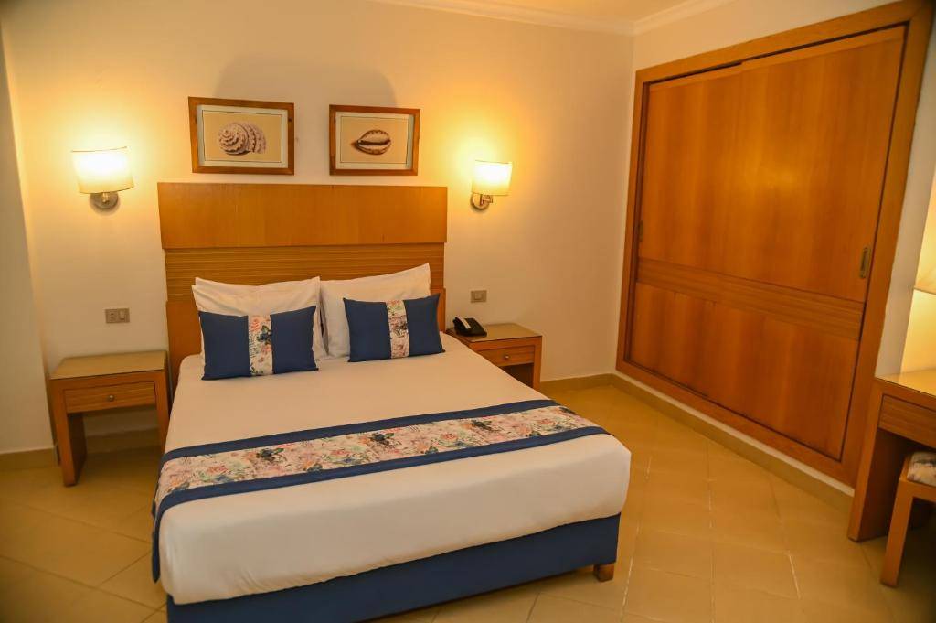 EAGLE DOWN TOWN AQUA PARK (EX. ZAHABIA VILLAGE & BEACH RESORT) 3★