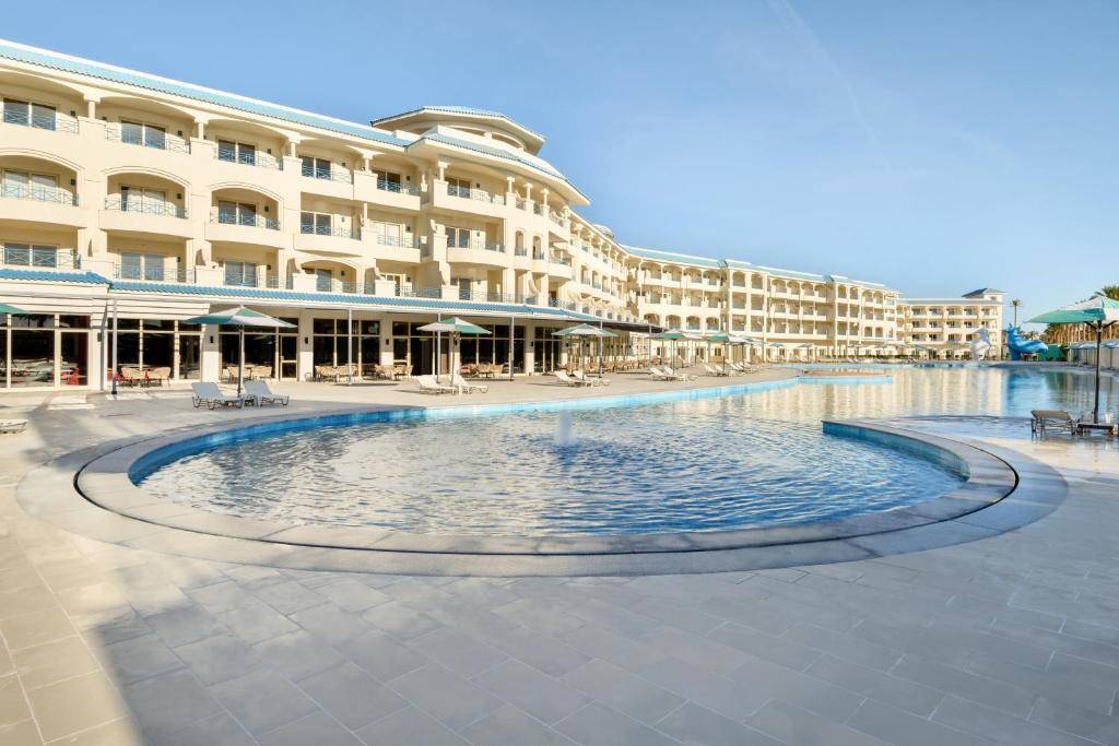FLOW SPECTRUM RESORT SAHL HASHEESH 4★