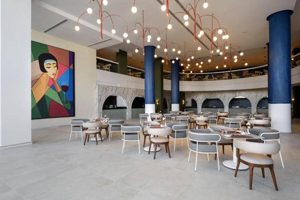 FLOW SPECTRUM RESORT SAHL HASHEESH 4★