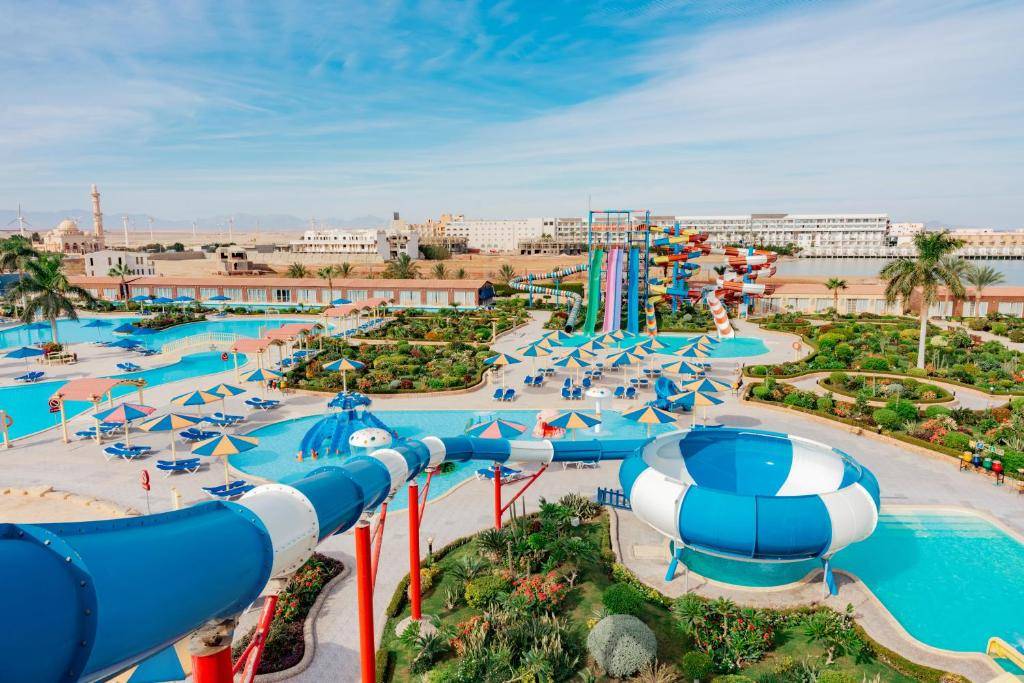 CAESAR PALACE AQUA PARK RESORT BY SUNRISE 5★