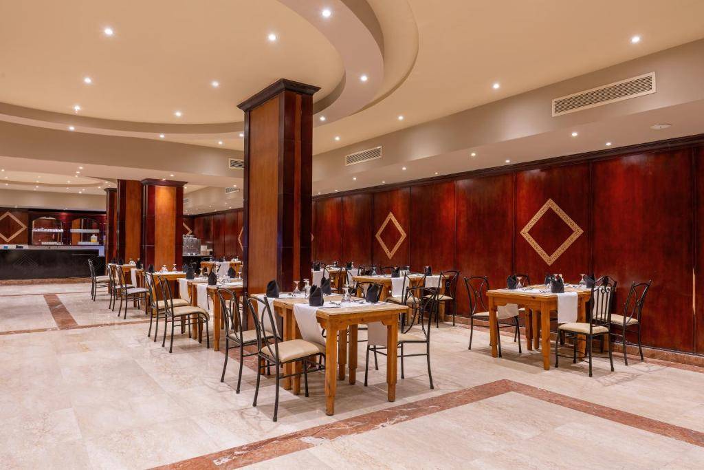 CAESAR PALACE AQUA PARK RESORT BY SUNRISE 5★