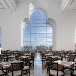 PYRAMISA BEACH SAHL HASHEESH 5★