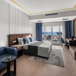 THE V LUXURY RESORT SAHL HASHEESH 5★