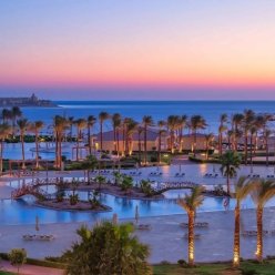 CLEOPATRA LUXURY RESORT MAKADI BAY 5★