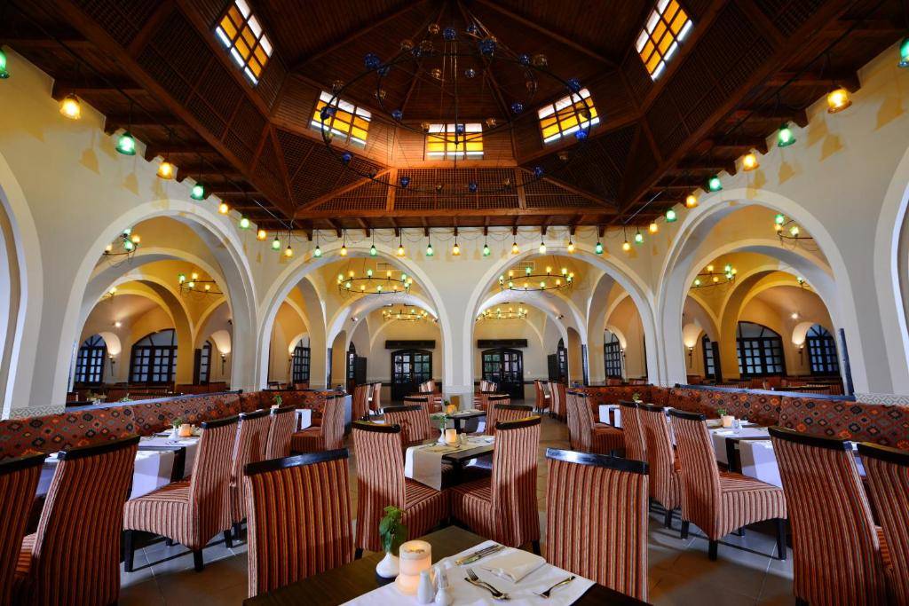 JAZ MAKADI OASIS RESORT & CLUB 5★