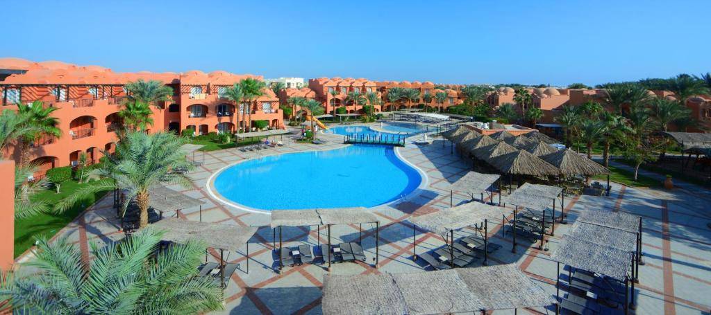 JAZ MAKADI OASIS RESORT & CLUB 5★
