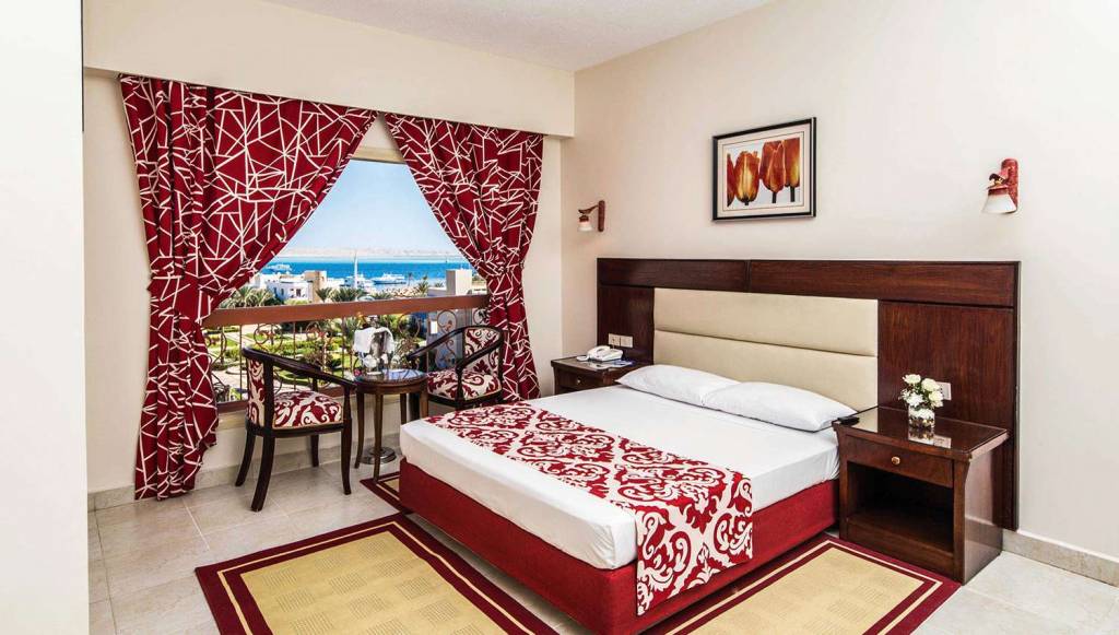 SEAGULL BEACH RESORT & CLUB 4★