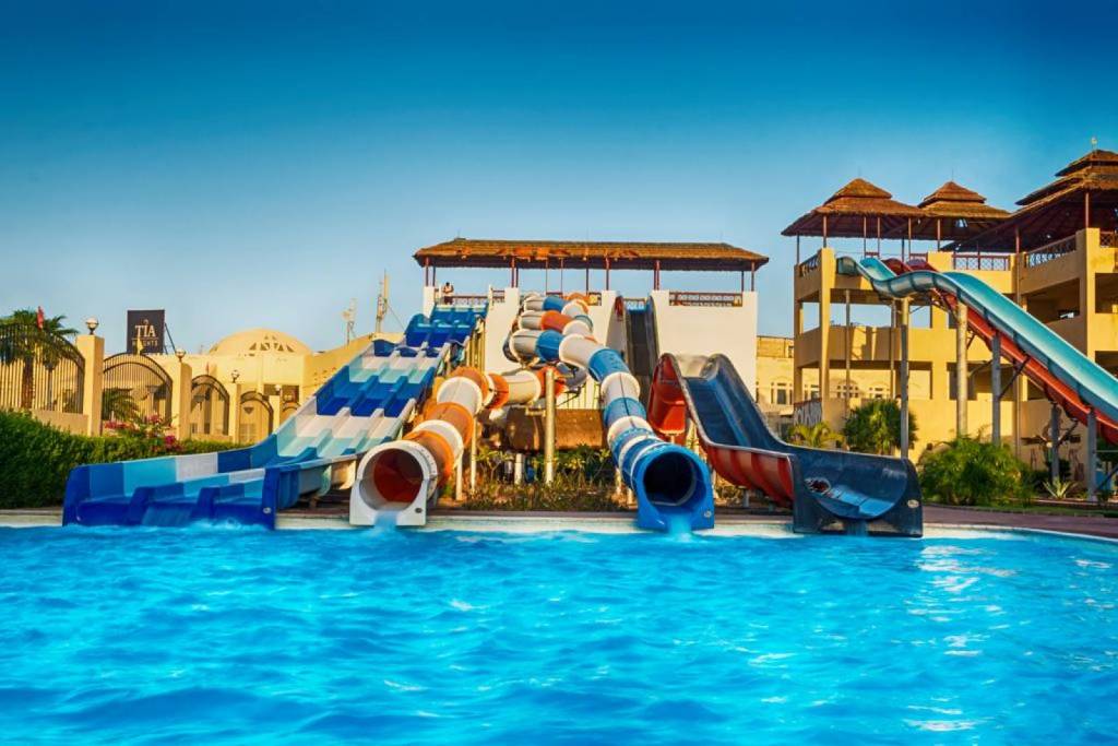 TIA HEIGHTS MAKADI BAY 4★