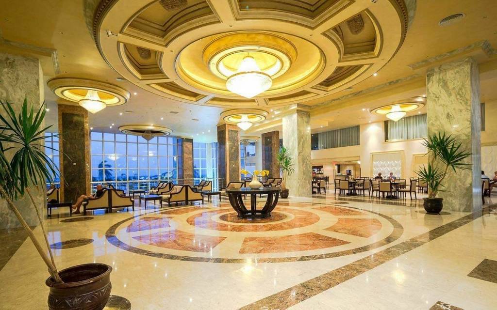 HAWAII CAESAR PALACE HOTEL & AQUA PARK 4★