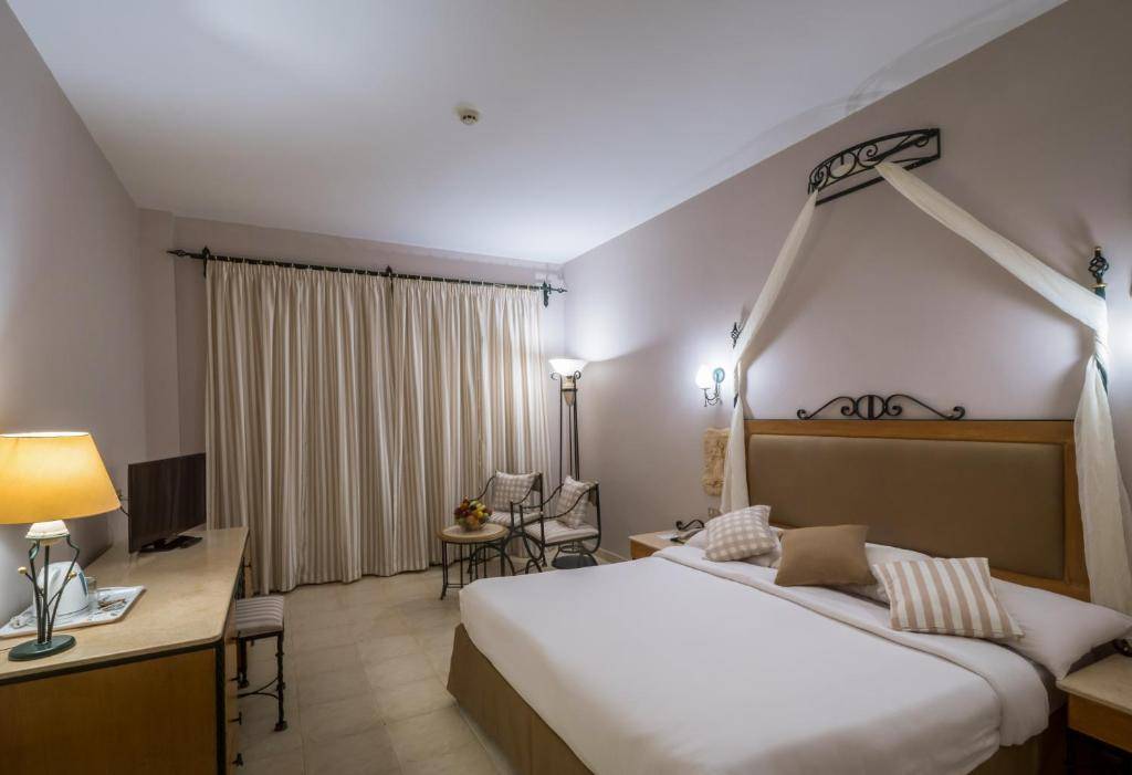 SUNNY DAYS EL PALACIO RESORT & SPA 4★